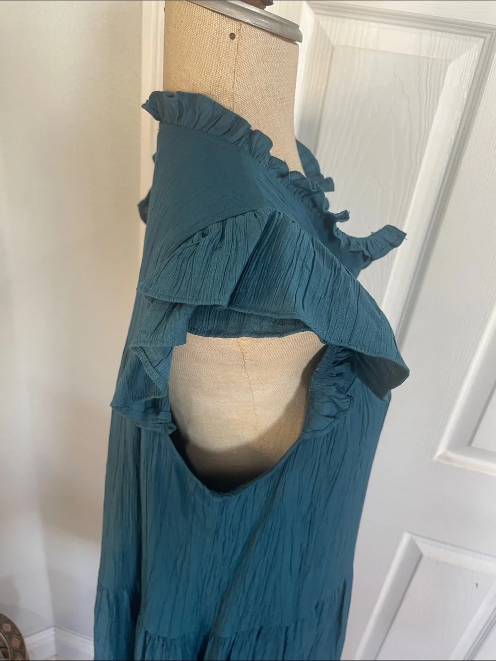 Moodie Teal Button-Front Tiered dress ruffles flutter sleeves women’s size M - Picture 5 of 14